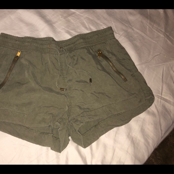 h and m divided shorts